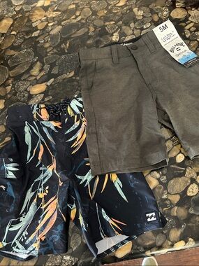 Billabong Boys' NWT Shorts & Floral Boardshorts 5T